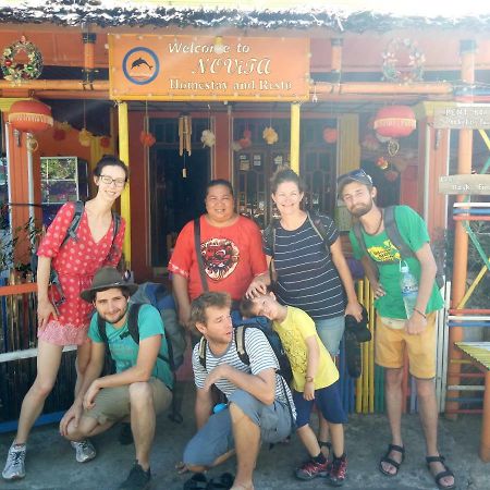 Novita Homestay Bunaken Extérieur photo