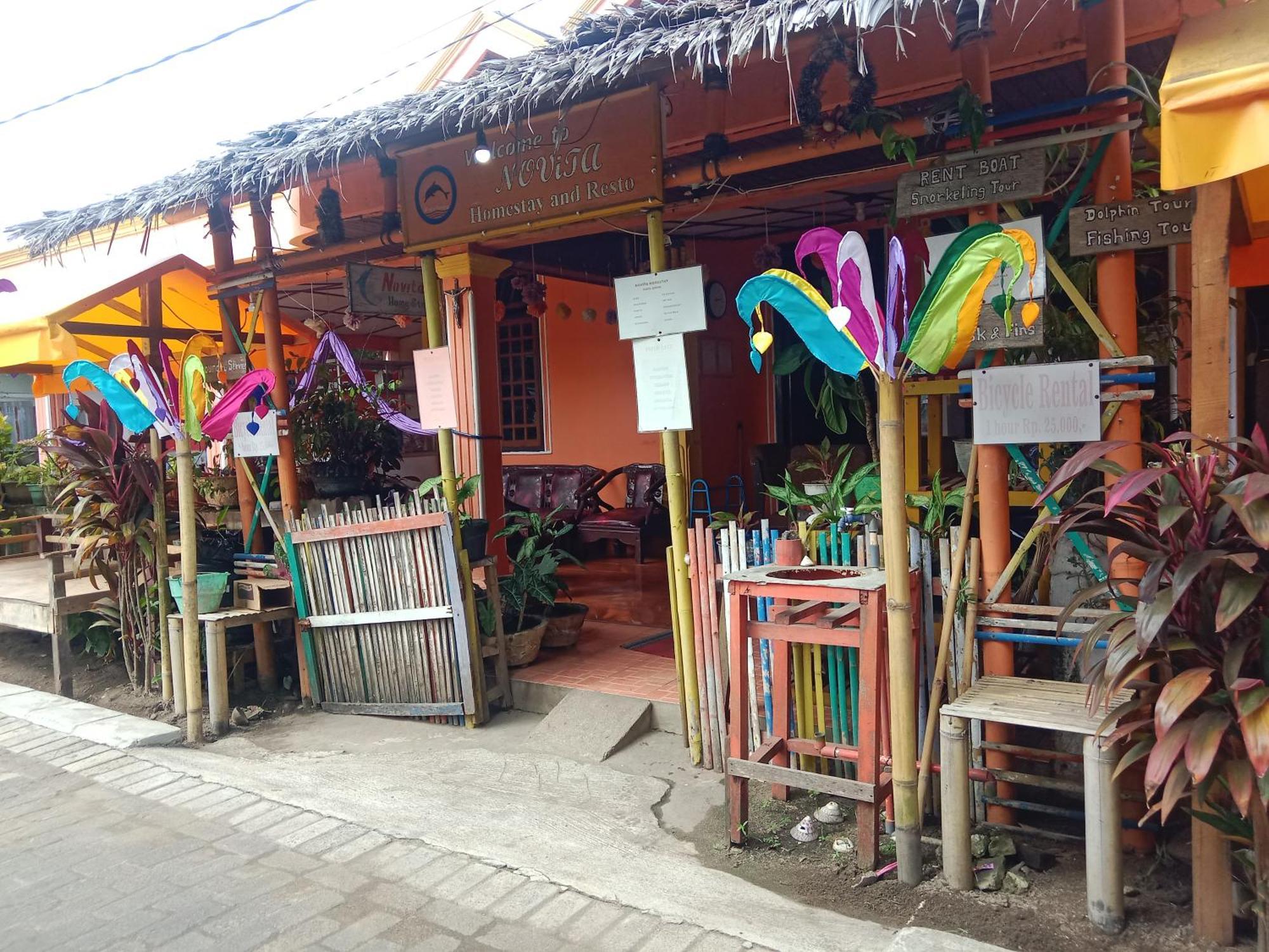 Novita Homestay Bunaken Extérieur photo