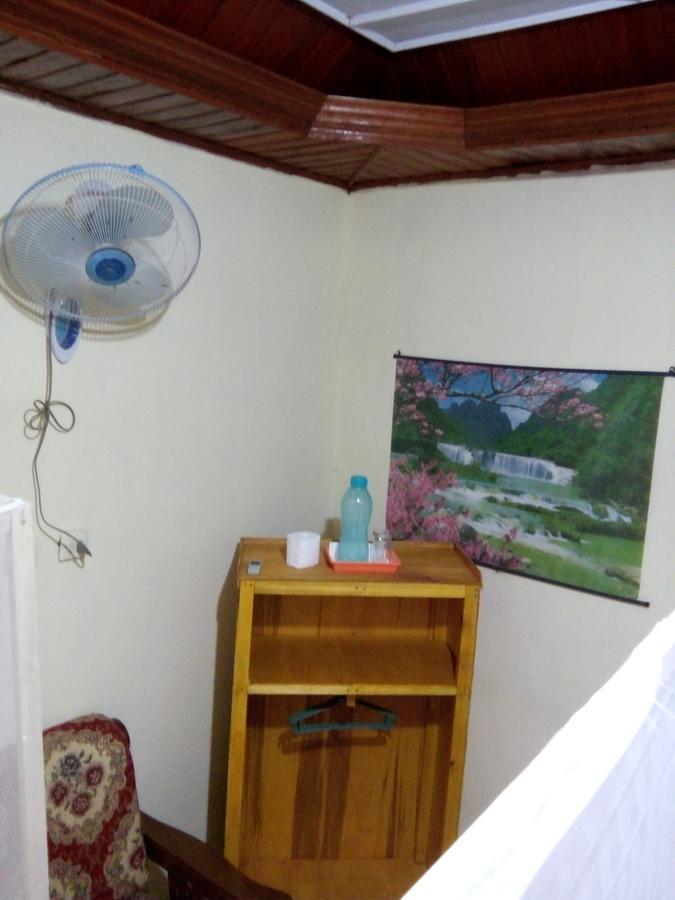 Novita Homestay Bunaken Extérieur photo