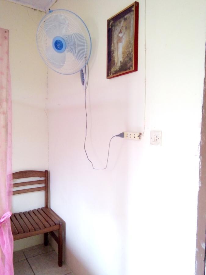 Novita Homestay Bunaken Extérieur photo