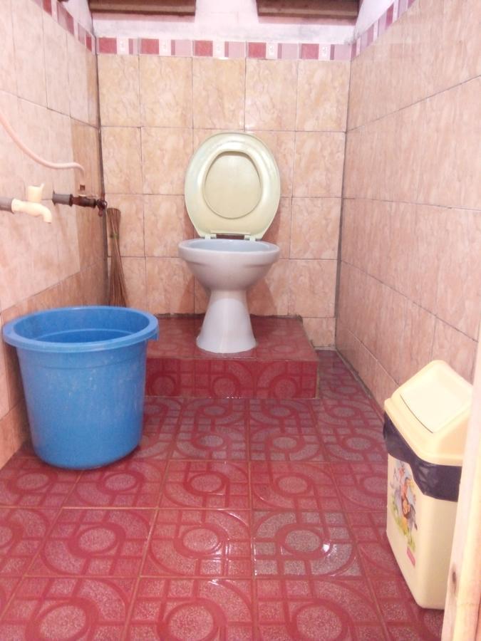 Novita Homestay Bunaken Extérieur photo