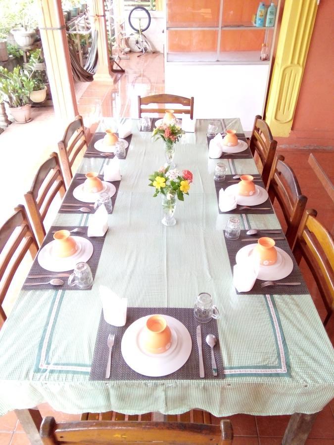 Novita Homestay Bunaken Extérieur photo