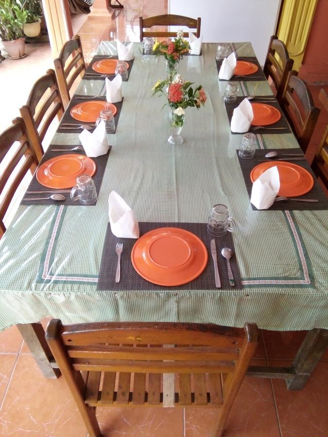 Novita Homestay Bunaken Extérieur photo