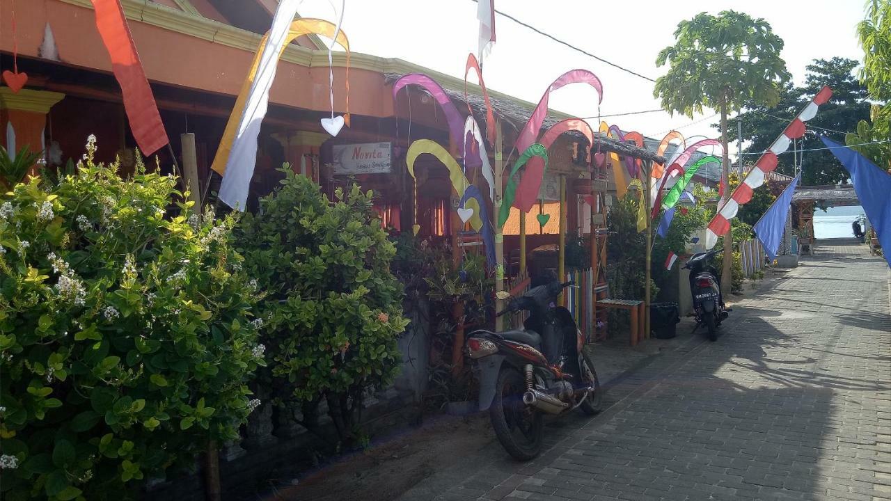 Novita Homestay Bunaken Extérieur photo